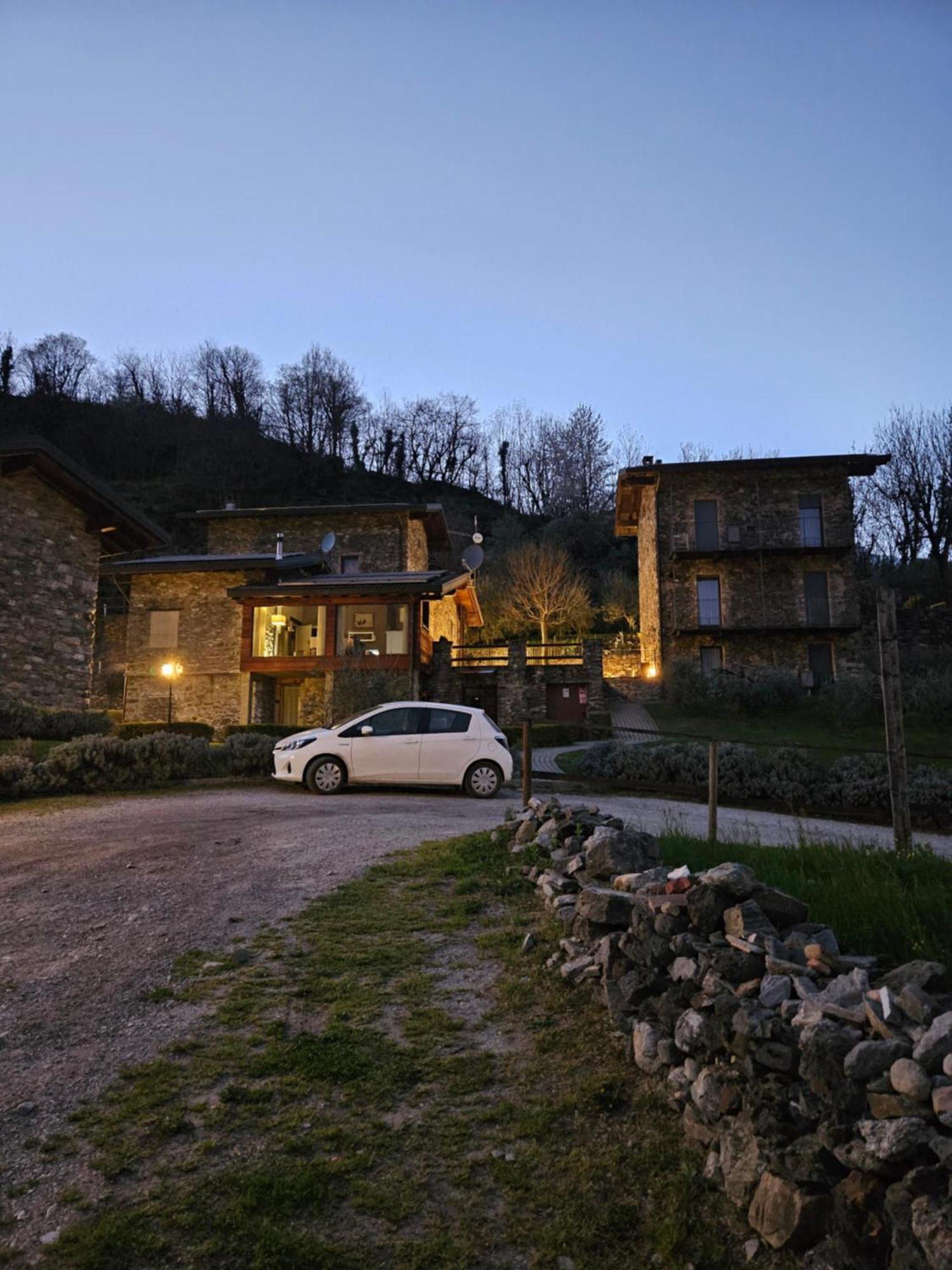 Borgo Erbiola Villa Colico Exterior photo